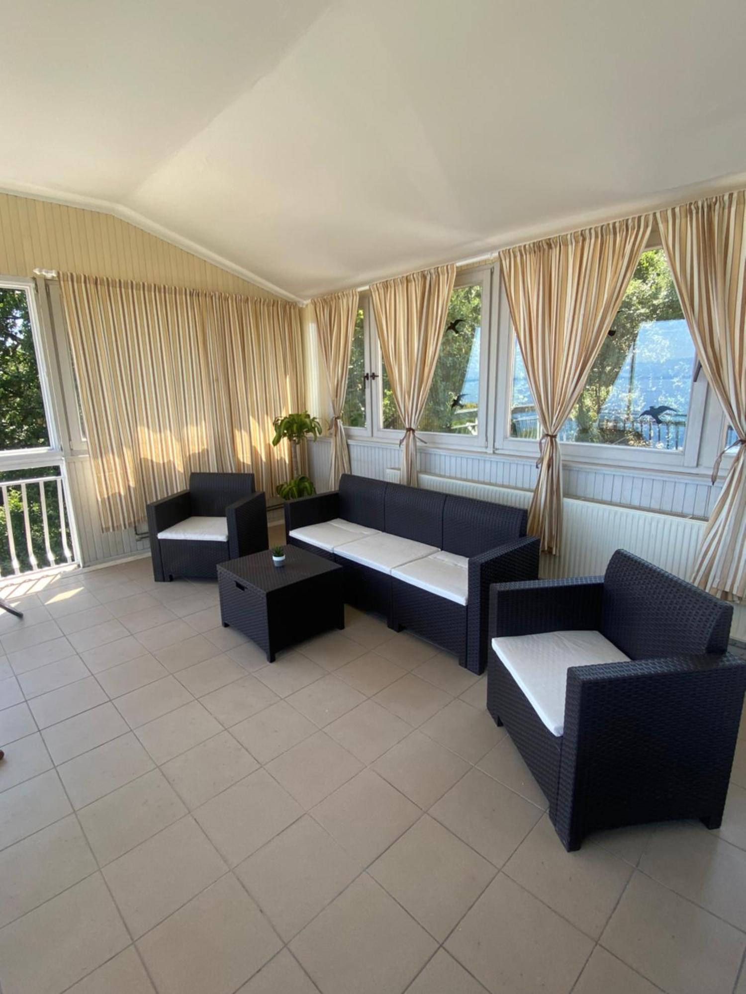 Villa Salyna Icici Exterior foto